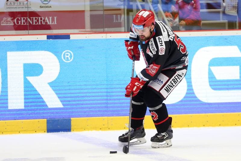 Ice Hockey. Tipsport Extraliga. Ocelari Trinec - Dynamo Pardubice. 02.03.2018