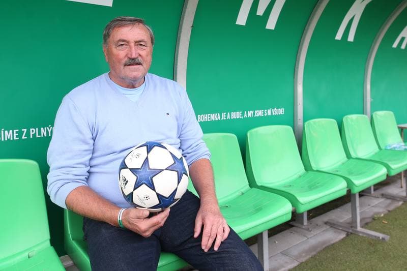 Football. Antonin Panenka. Photocall. 08.11.2018