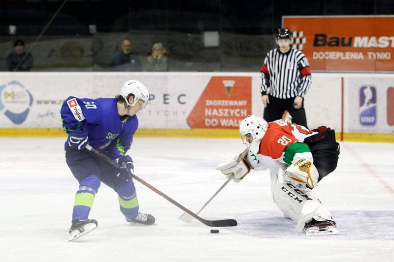 Ice Hockey. U20 World Championship Division 1B. Slovenia - Hungary. 12.12.2018