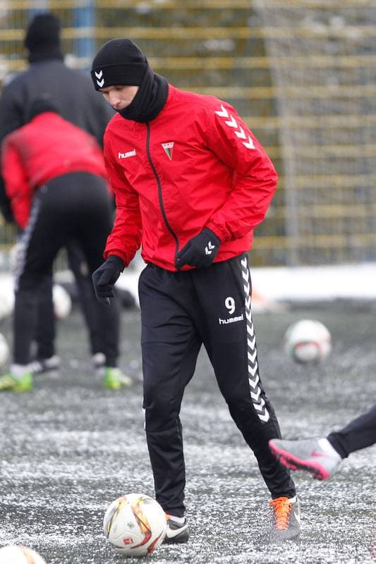 Football. GKS Tychy. Training. 06.01.2017