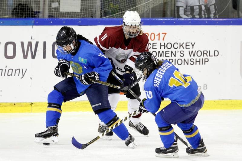 Ice Hockey. Women's World Championship. Latvia - Kazakhstan. 11.04.2017