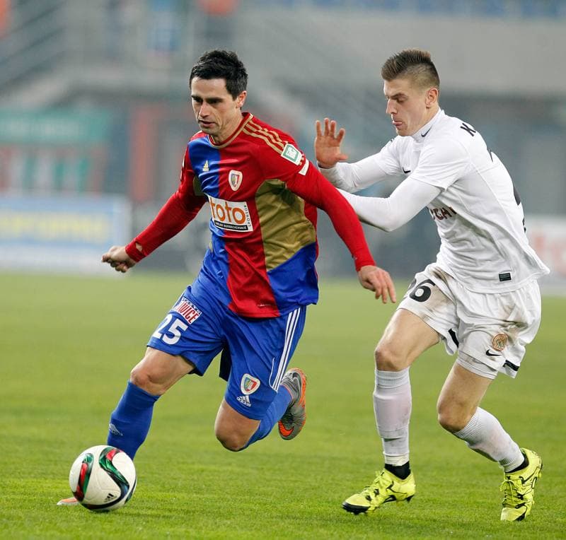 Football. PKO BP Ekstraklasa. Piast Gliwice - Zaglebie Lubin. 31.10.2015