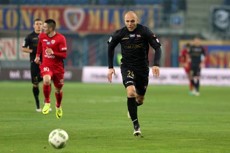 Football. Lotto Ekstraklasa. Piast Gliwice - Cracovia Krakow. 18.11.2016