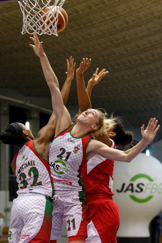 Basketball. Women Basket Liga. JAS-FBG Zaglebie Sosnowiec - Wisla Can-Pack Krakow. 27.11.2016
