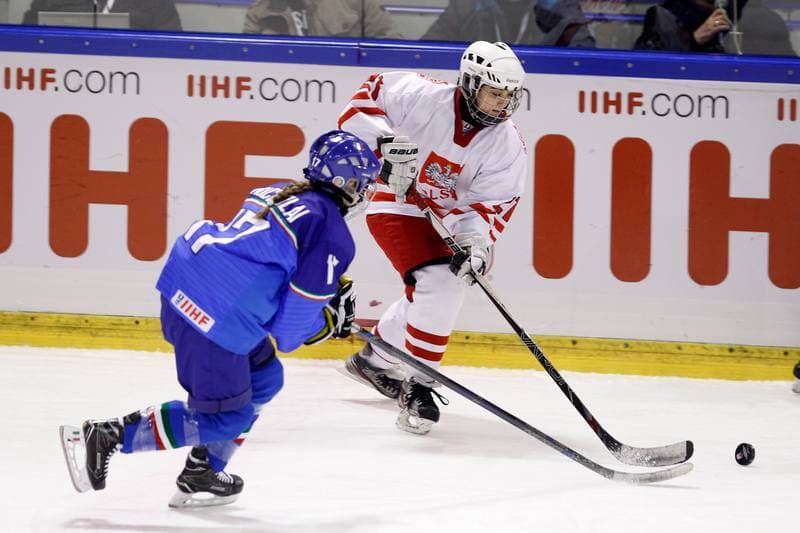 Ice Hockey. U18 Women's World Championship. Poland - Italy. 12.01.2017
