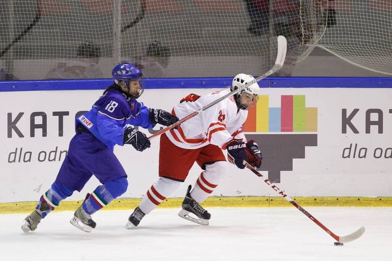 Ice Hockey. U18 Women's World Championship. Poland - Italy. 12.01.2017