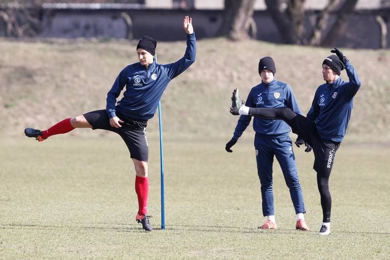 Football. Piast Gliwice. Training. 08.03.2017