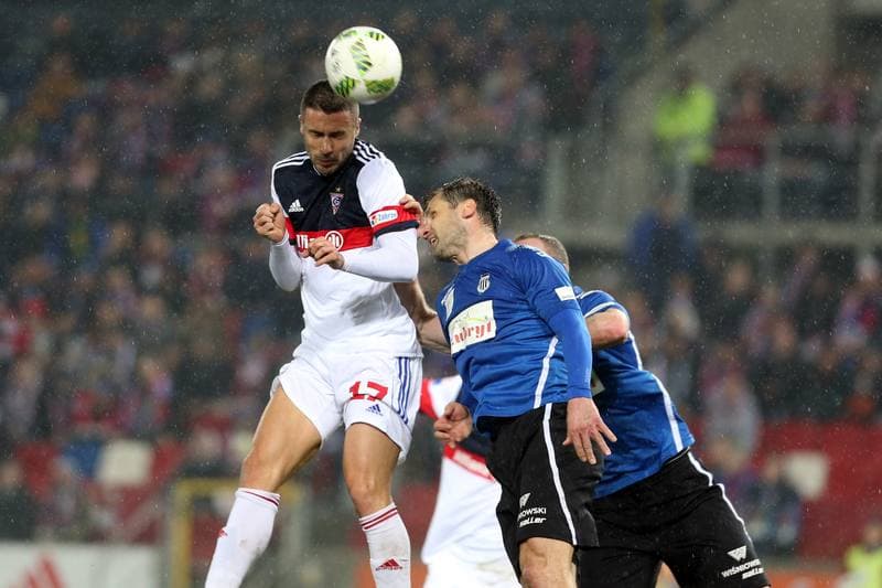 Football. Nice I Liga. Gornik Zabrze - Sandecja Nowy Sacz. 17.03.2017