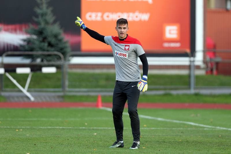 Football. Poland U19. Training. 02.10.2017