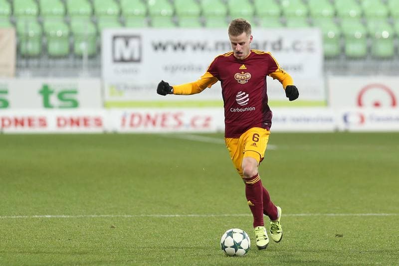 Football. MOL Cup. MFK Karvina - Dukla Praha. 30.11.2016