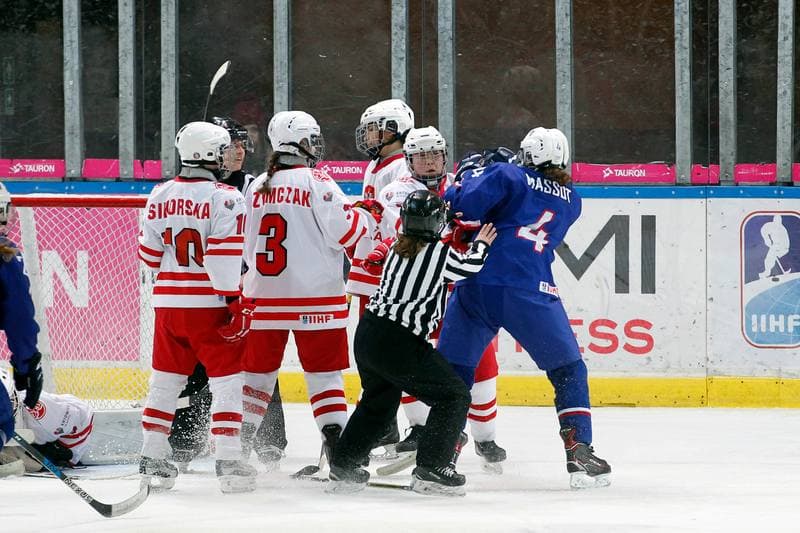 Ice Hockey. Women's U18 World Championship Division 1B. Poland - France. 11.01.2018
