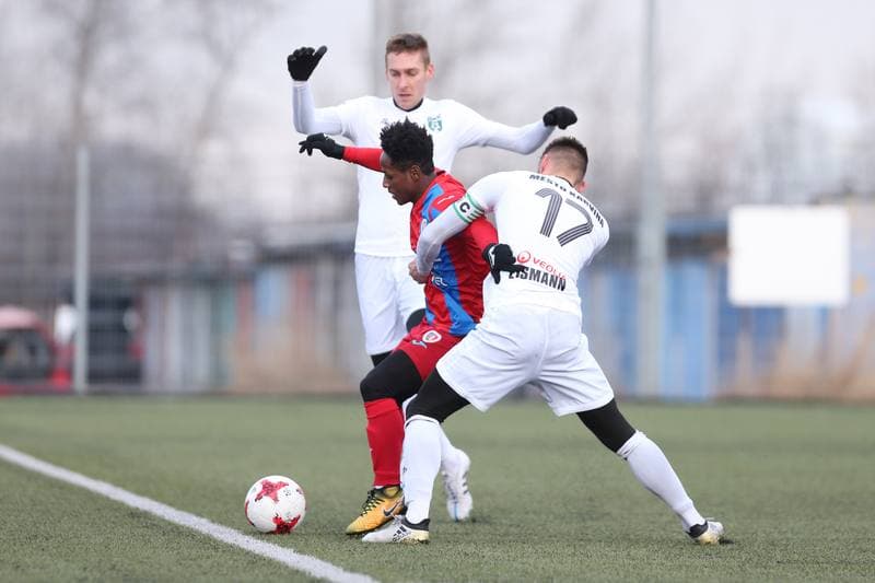 Football. Sparing. MFK Karvina - Piast Gliwice. 20.01.2018