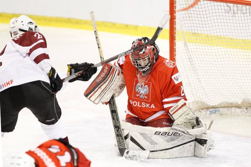 Ice Hockey. Women's World Championship. Latvia - Poland. 12.04.2017