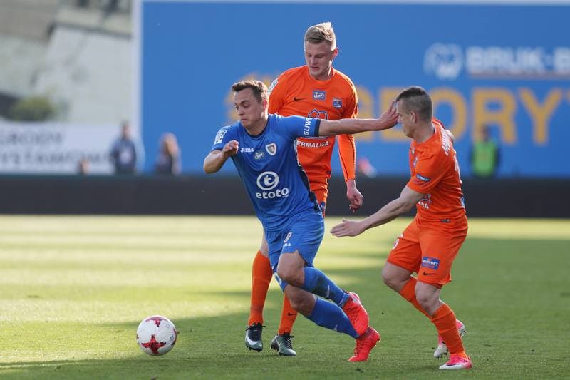 Football. Lotto Ekstraklasa. Bruk-Bet Termalica Nieciecza - Piast Gliwice. 17.04.2017
