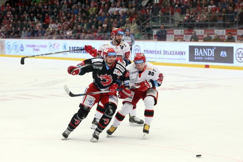 Ice Hockey. TipSport Extraliga. Ocelari Trinec - Mountfield Hradec Kralove. 03.04.2018