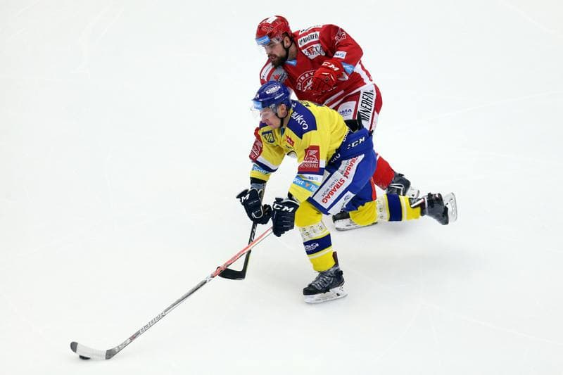 Ice Hockey. Tipsport Extraliga. Ocelari Trinec - Aukro Berani Zlin. 06.02.2018