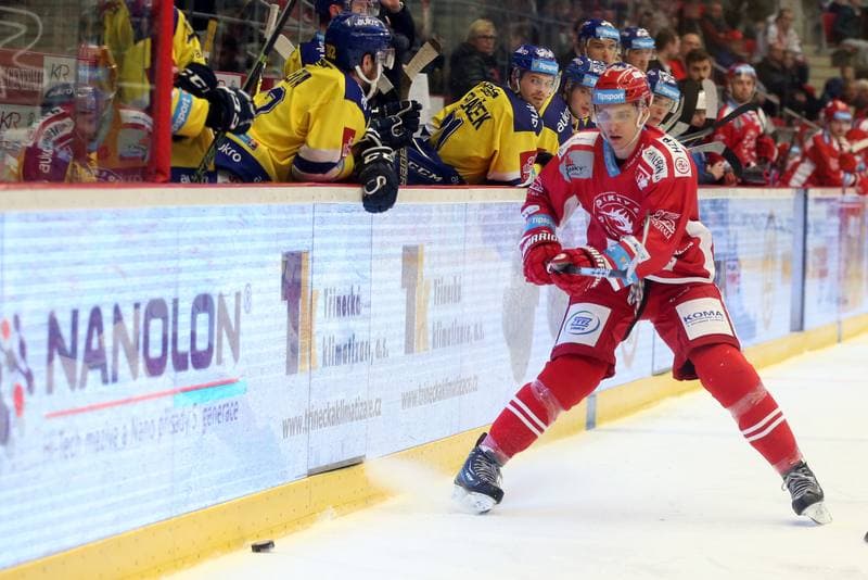 Ice Hockey. Tipsport Extraliga. Ocelari Trinec - Aukro Berani Zlin. 06.02.2018