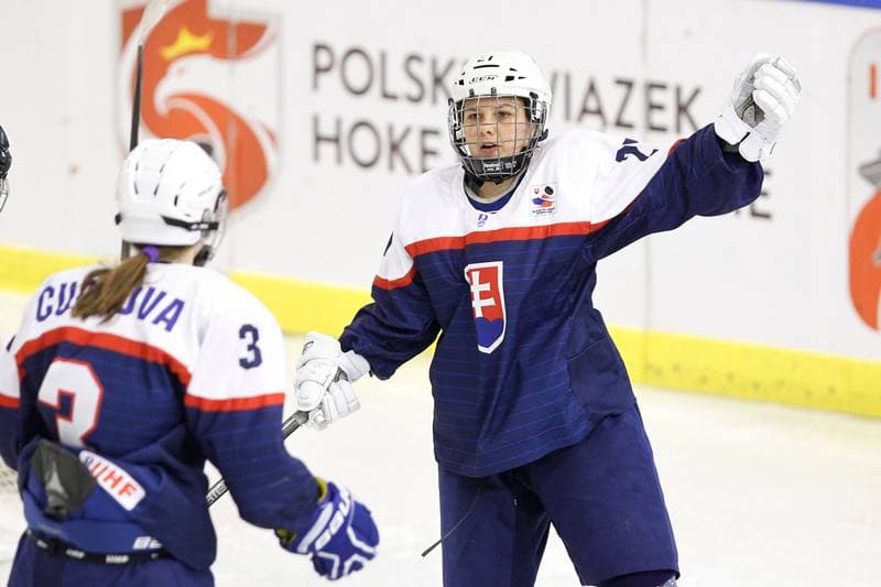 Ice Hockey. Women's World Championship. Kazakhstan - Slovakia. 12.04.2017