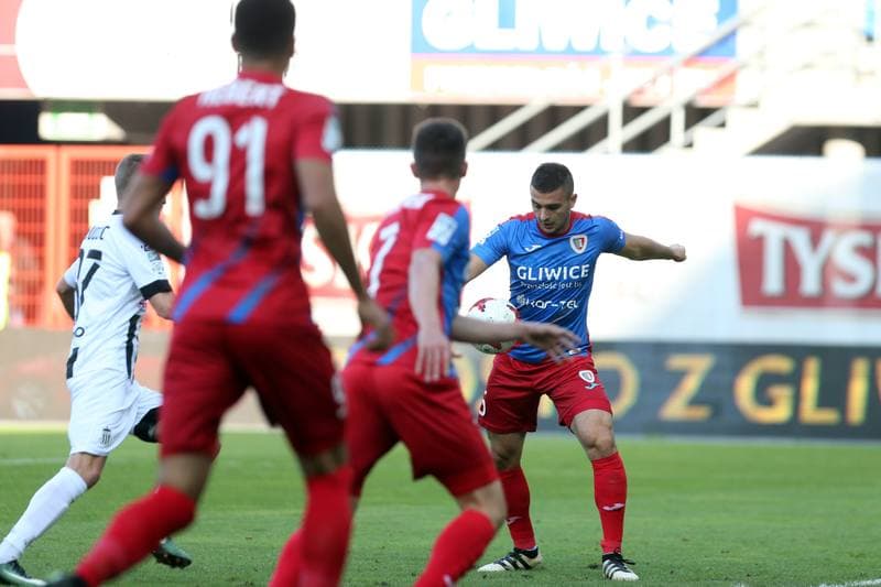 Football. Lotto Ekstraklasa. Piast Gliwice - Sandecja Nowy Sacz. 14.10.2017