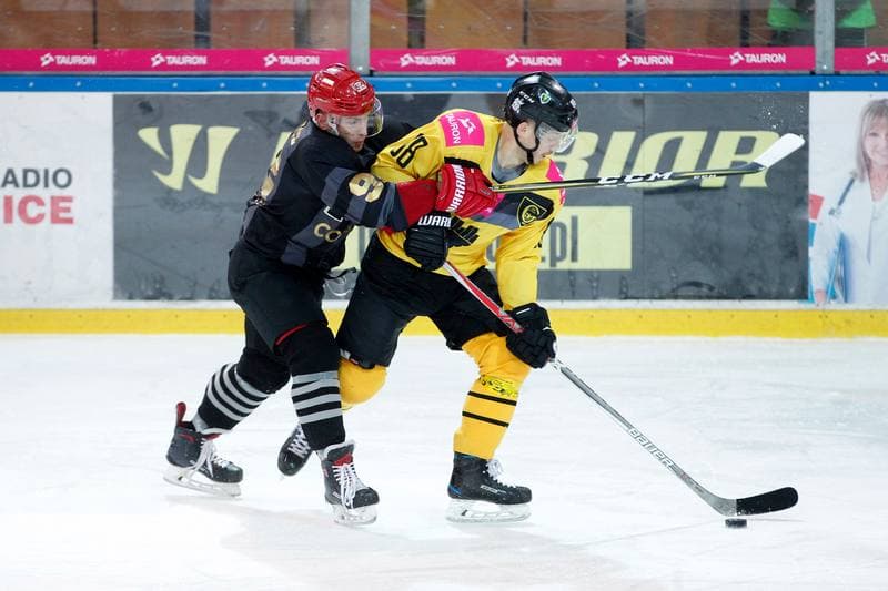 Ice Hockey. Tauron Hokej Liga. Tauron KH GKS Katowice - Comarch Cracovia. 17.11.2017