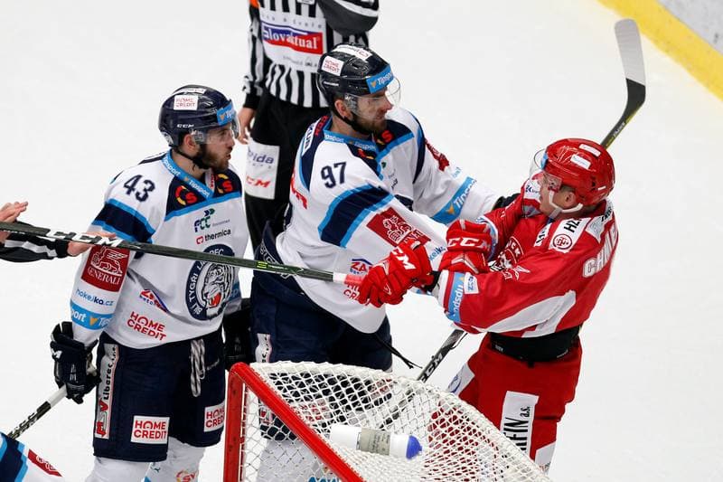 Ice Hockey. Tipsport Extraliga. Ocelari Trinec - Bili Tygri Liberec. 22.12.2017
