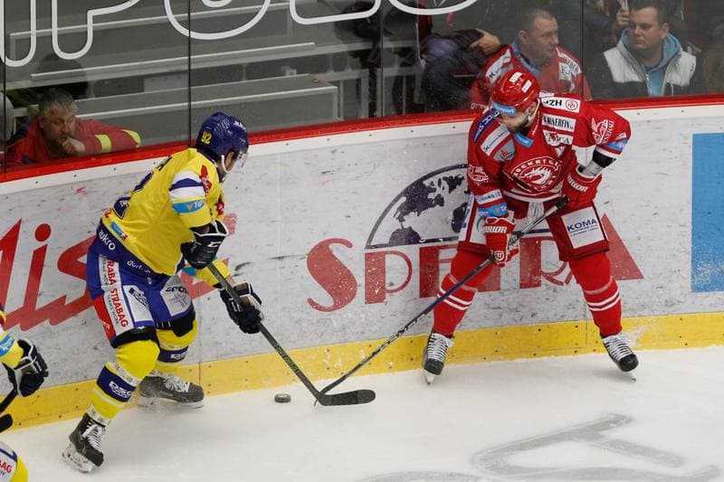 Ice Hockey. Tipsport Extraliga. Ocelari Trinec - Aukro Berani Zlin. 30.12.2017