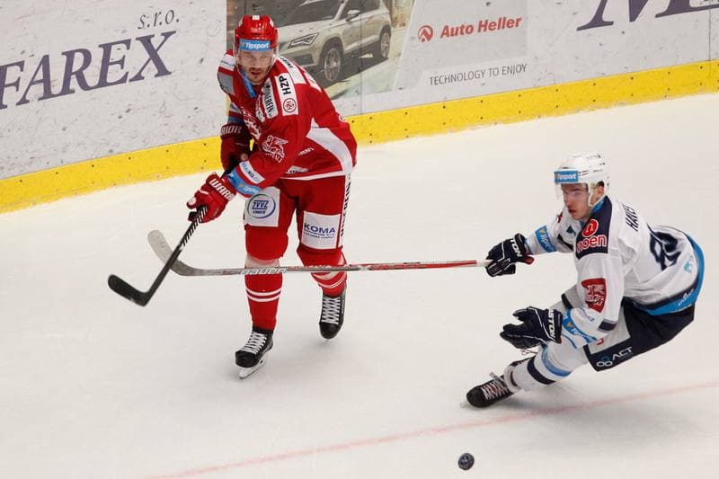 Ice Hockey. Tipsport Extraliga. Ocelari Trinec - Pirati Chomutov. 05.01.2018