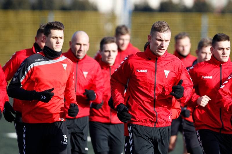 Football. GKS Tychy. Training. 18.01.2018