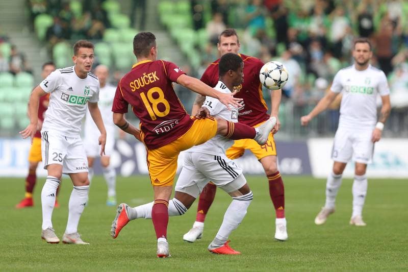 Football. Fortuna:Liga. MFK Karvina - Dukla Praha. 07.10.2018