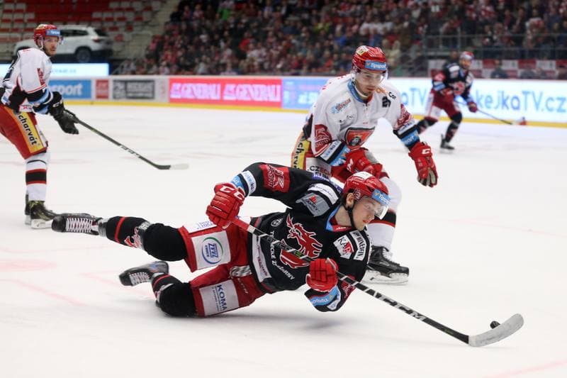 Ice Hockey. TipSport Extraliga. Ocelari Trinec - Mountfield Hradec Kralove. 03.04.2018