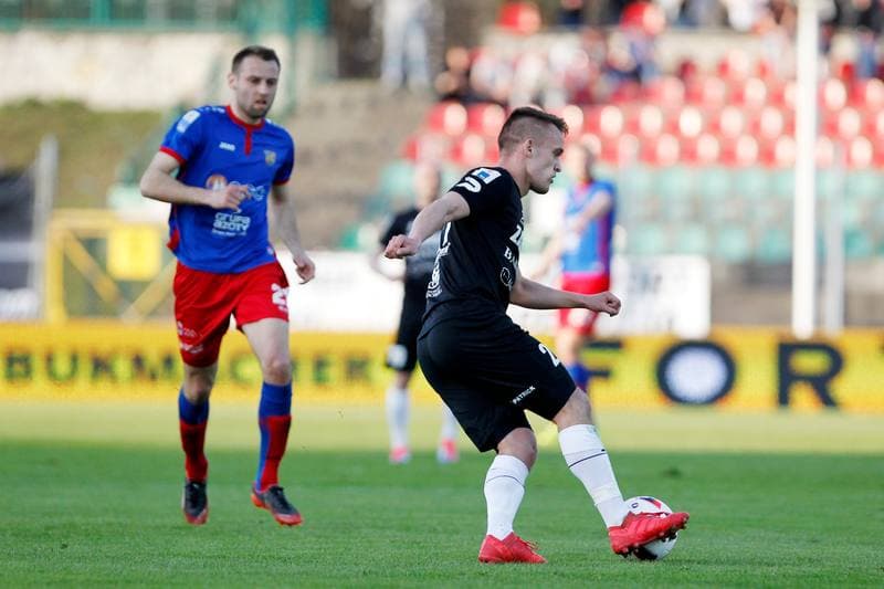 Football. Nice I Liga. Zaglebie Sosnowiec - Odra Opole. 08.04.2018