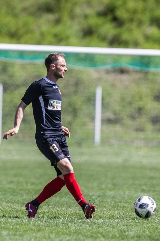 Football. Haiz IV Liga. Polonia Bytom - MKS Myszkow. 01.05.2019