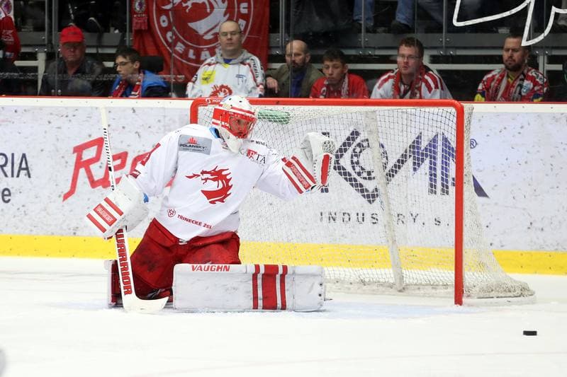 Ice Hockey. Tipsport Extraliga. Ocelari Trinec - Skoda Plzen. 04.04.2019