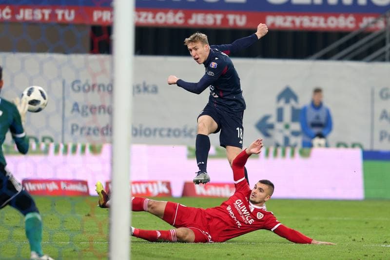 Football. Lotto Ekstraklasa. Piast Gliwice - Pogon Szczecin. 03.12.2018