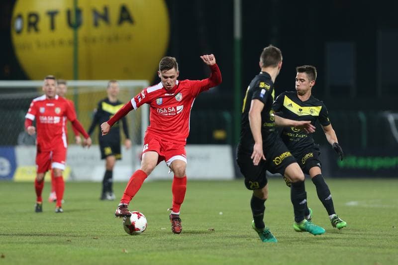 Football. Nice I Liga. GKS Katowice - Miedz Legnica. 25.11.2017