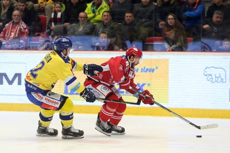 Ice Hockey. Tipsport Extraliga. Ocelari Trinec - Aukro Berani Zlin. 06.02.2018