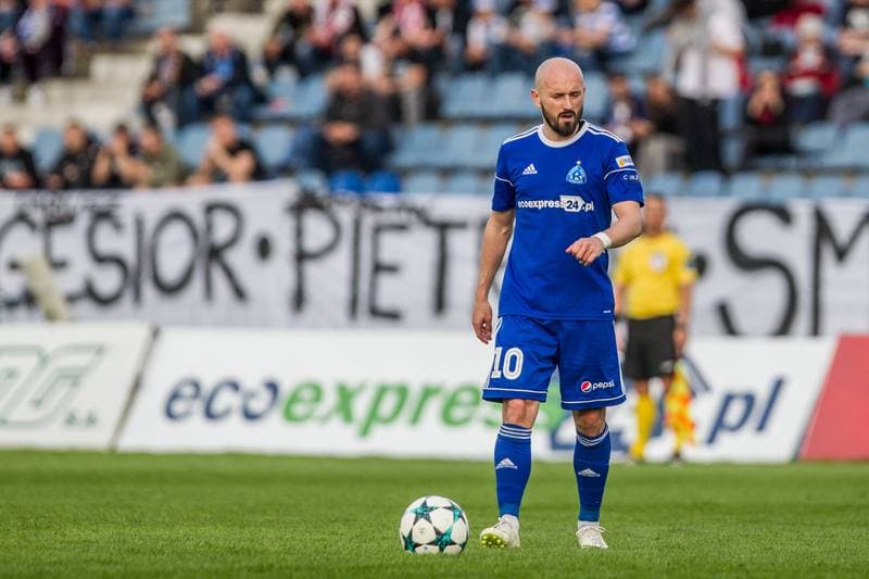 Football. II Liga. Ruch Chorzow - Blekitni Stargard. 11.05.2019
