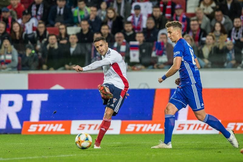 Football. PKO BP Ekstraklasa. Gornik Zabrze - Piast Gliwice. 03.11.2019