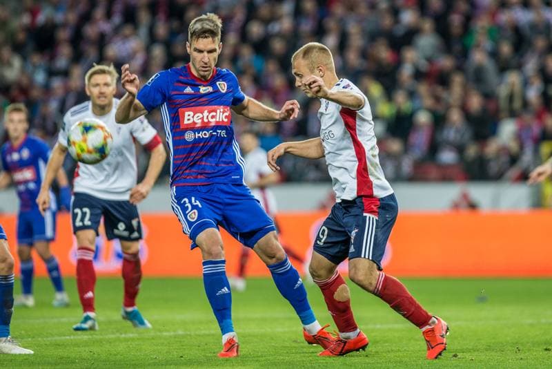 Football. PKO BP Ekstraklasa. Gornik Zabrze - Piast Gliwice. 03.11.2019