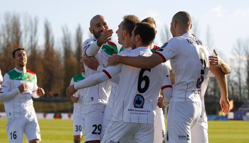 Football. I Liga. Zaglebie Sosnowiec - Chrobry Glogow. 08.11.2015