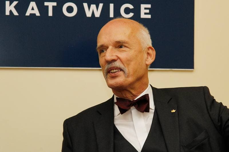 Janusz Korwin-Mikke. Partia Korwin. Press Conference. 09.11.2015