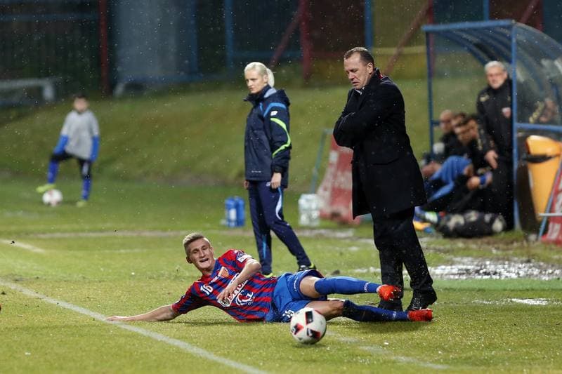 Football. II Liga. Polonia Bytom - Polonia Warszawa. 19.11.2016
