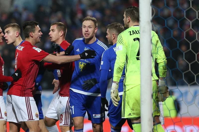 Football. Lotto Ekstraklasa. Ruch Chorzow - Wisla Krakow. 16.12.2016