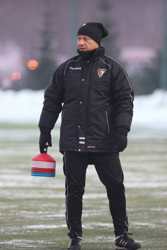 Football. Zaglebie Sosnowiec. Training. 09.01.2017