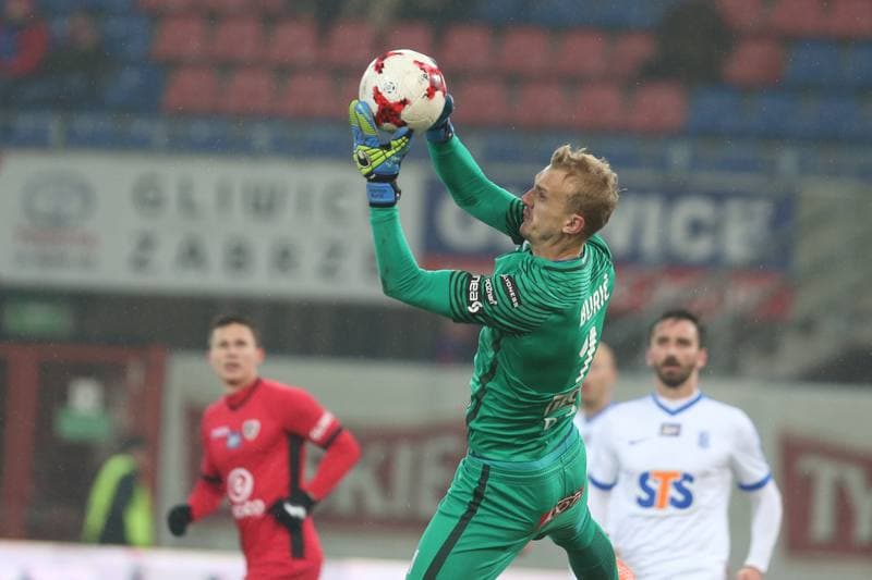 Football. Lotto Ekstraklasa. Piast Gliwice - Lech Poznan. 18.02.2017