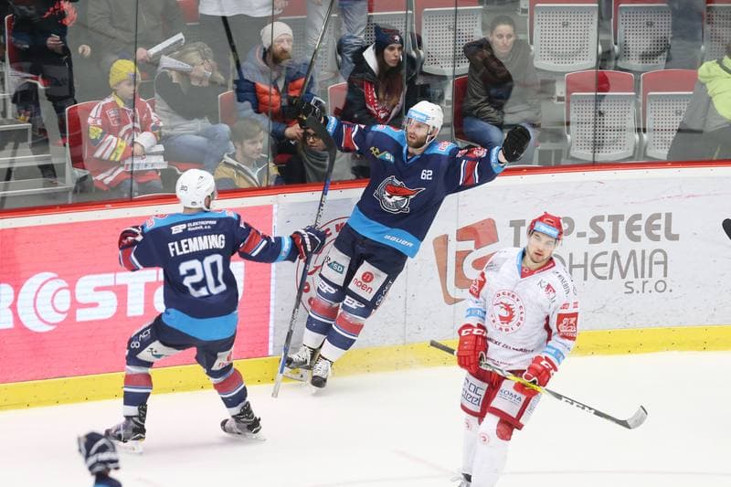 Ice Hockey. Tipsport Extraliga. Ocelari Trinec - Pirati Chomutov. 16.03.2017