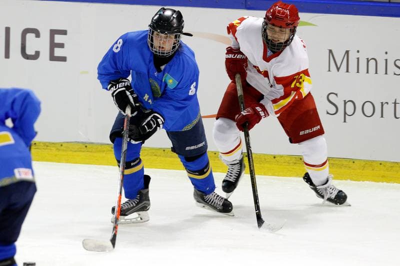 Ice Hockey. Women's World Championship. China - Kazakhstan. 08.04.2017