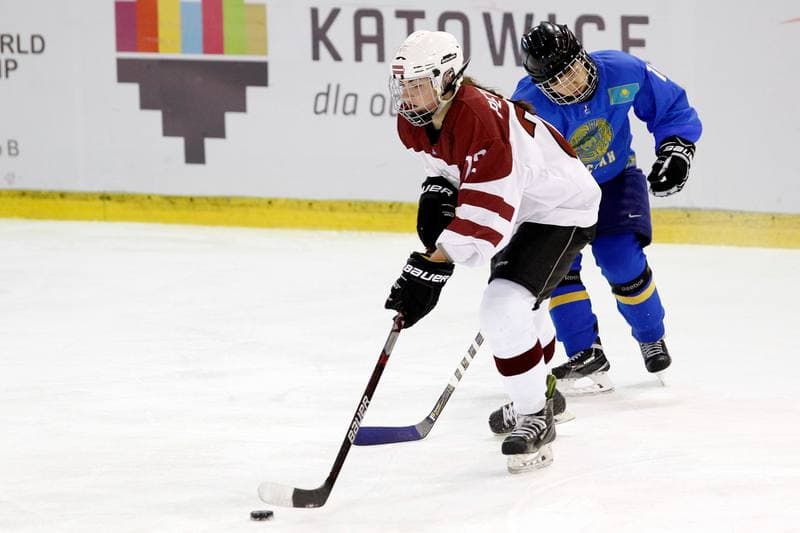 Ice Hockey. Women's World Championship. Latvia - Kazakhstan. 11.04.2017
