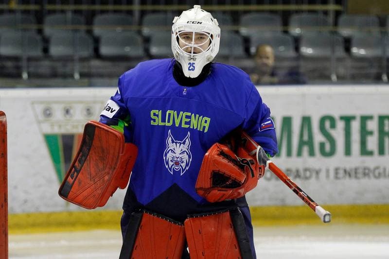 Ice Hockey. U20 World Championship Division 1B. Slovenia - Hungary. 12.12.2018