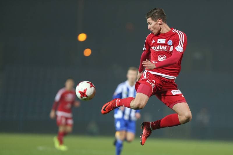 Football. Nice I Liga. Ruch Chorzow - Wigry Suwalki. 22.11.2017